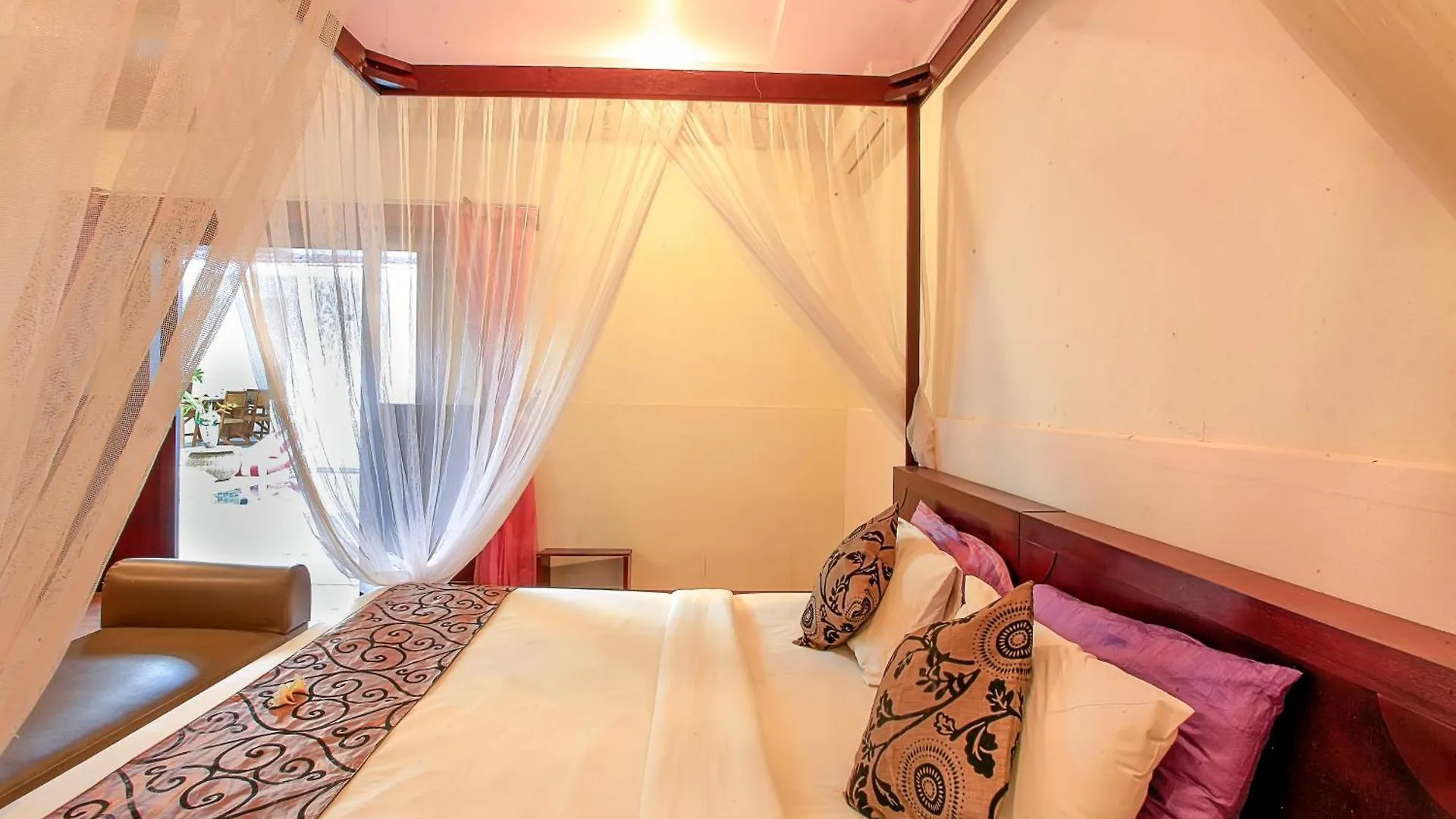 Lavender Villa & Spa Kuta